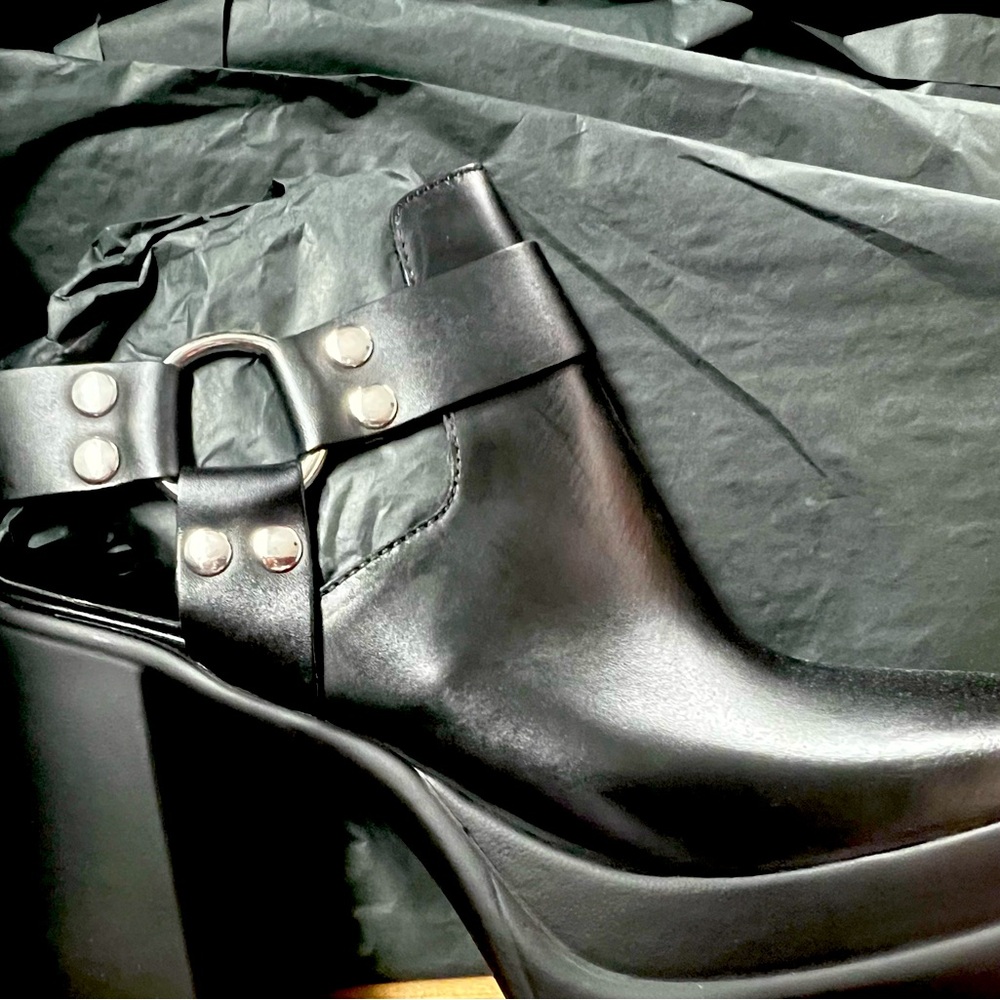 NWT/NWB Free People Hybrid Harness Boots